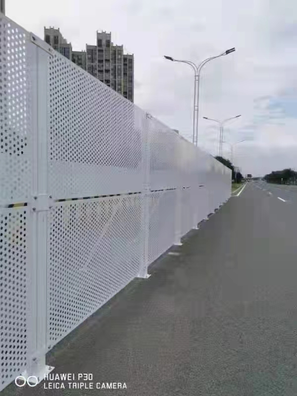 A款式烤漆圍擋送達坪山工地